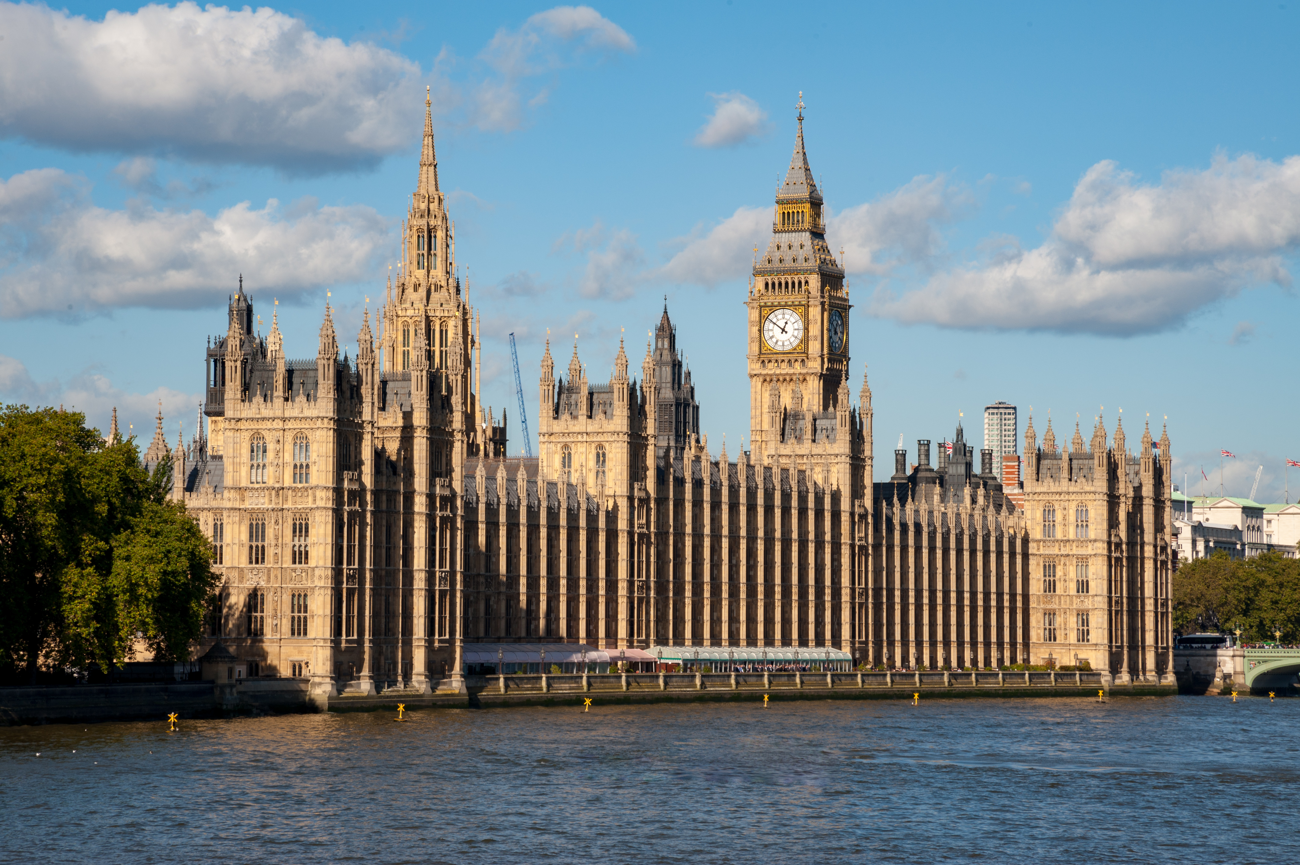 Bank of England Monetary Policy Decision: A Deep Dive into September's Outcome — Global Investments