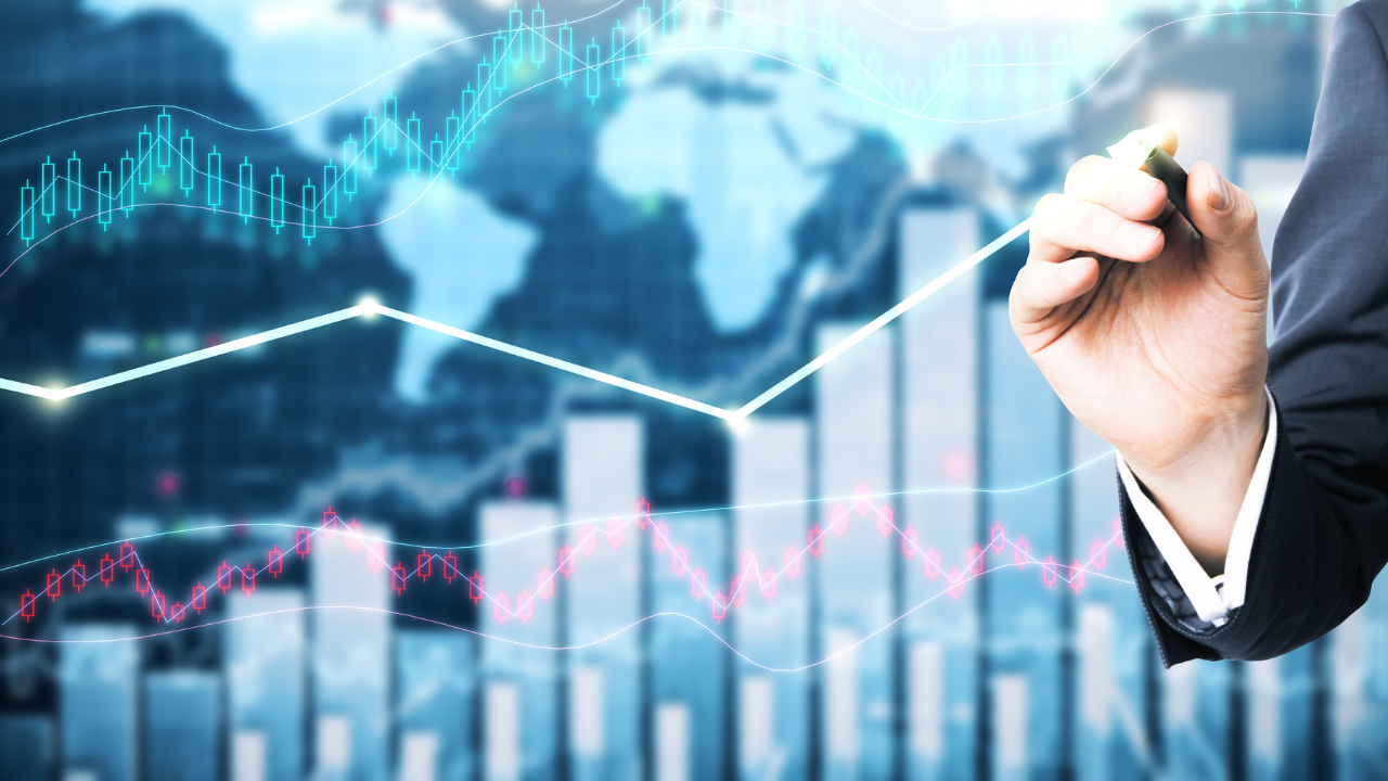 Energy Sector Prime Target for Hedge Funds