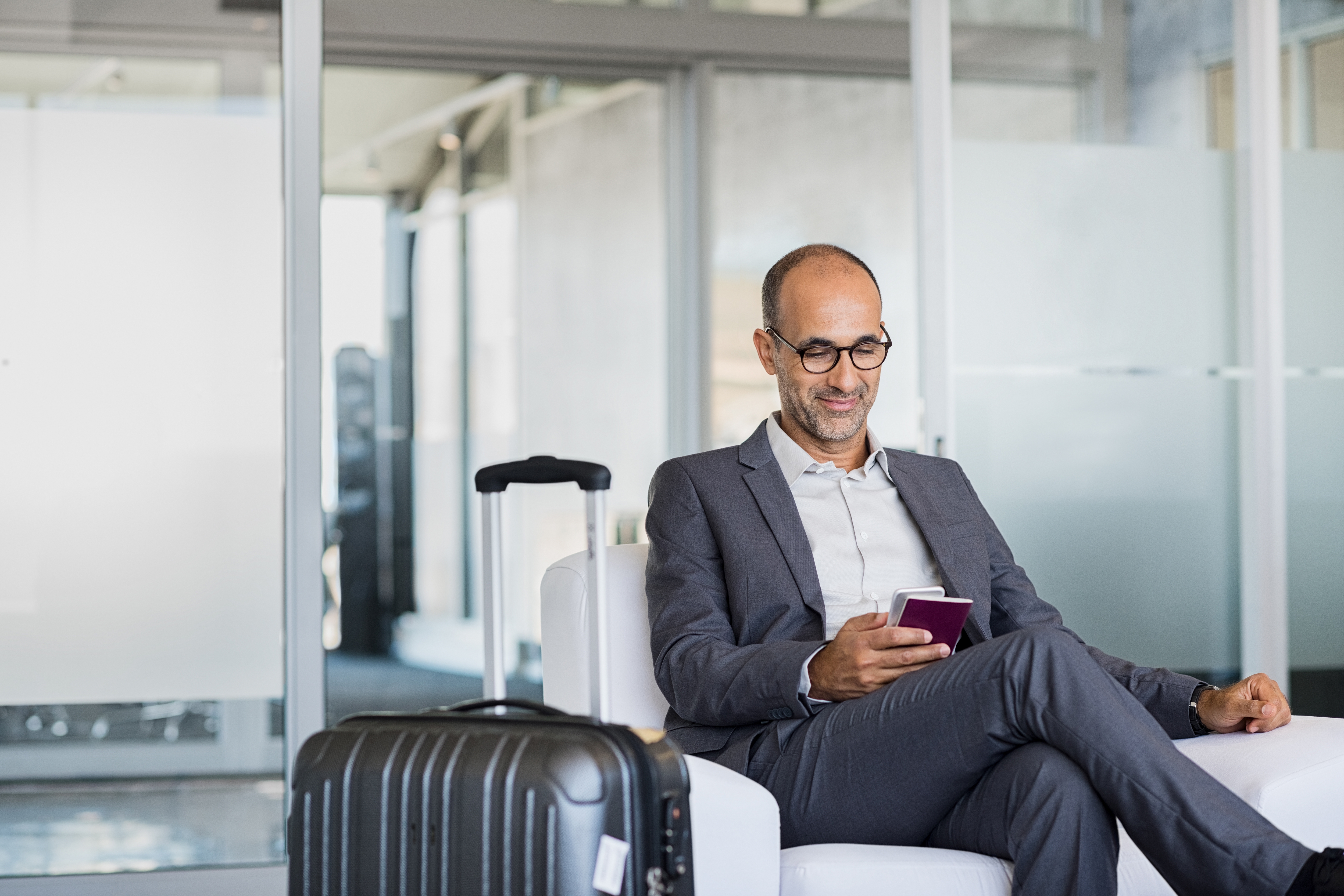 Expat investor at the airport